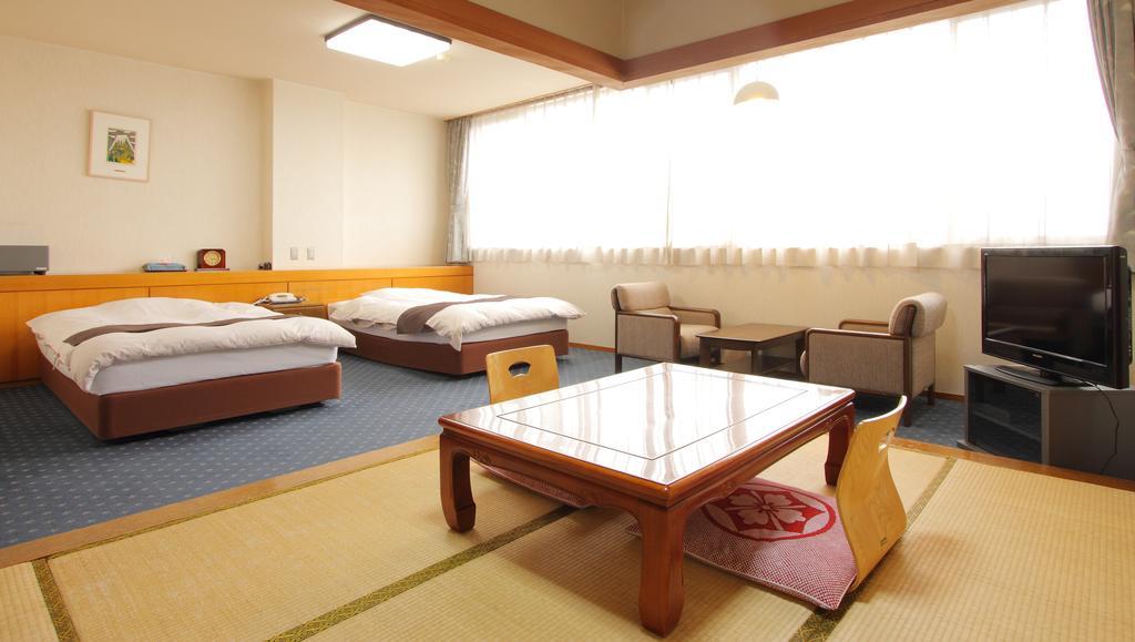 Kasugai View Hotel Fuefuki Εξωτερικό φωτογραφία