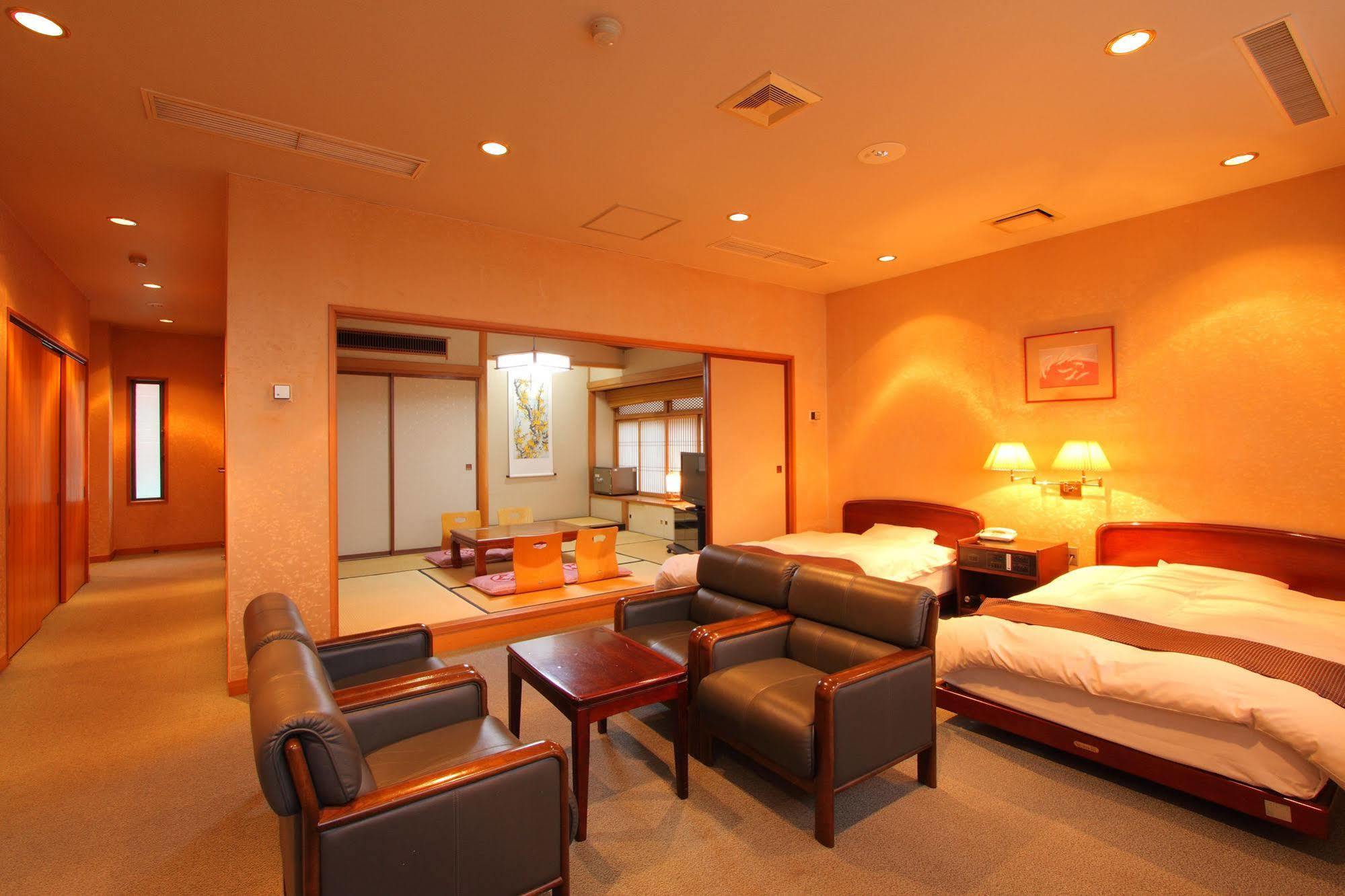 Kasugai View Hotel Fuefuki Εξωτερικό φωτογραφία